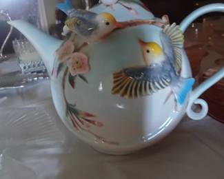 FANCY TEAPOT