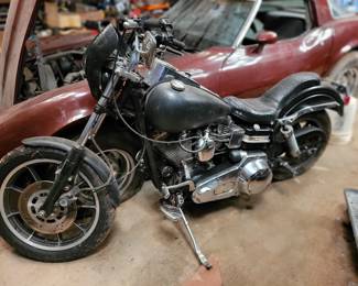 1980s HARLEY DAVIDSON MOTORCYCLE