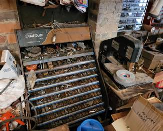 MECHANICS SHELVING, HARDWARE, 