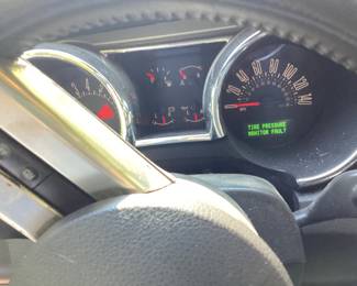 2007 Ford Mustang Gt Gt Deluxe VIN: 1zht82h175261658 Engine: 4.7L V8 Color: BLUE 2007 Blue Ford Mustang Gt Deluxe 2 Door Coupe With 4.6l V8 Engine, Automatic Transmission, This Vehicle Has A Total Loss Claim Title, Engine Is Running, Scan The Qr Code For The Video Or Copy & Paste The Link Https://www.youtube.com/shorts/mdfvwayoyw8