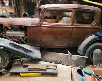 1932 Ford TUDOR CUSTOM Miles: N/A Engine: V8 Color: BROWN 1932 Ford Tudor Body Shell Barn Find Project Car With A V8 396 or 402 Engine Installed,