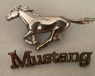 FORD MUSTANG EMBLEMS