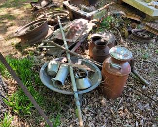 TIRE RIMS, TRACTOR RIMS, VTG. DAIRY CANS
