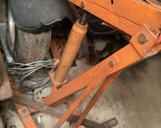 ENGINE STAND