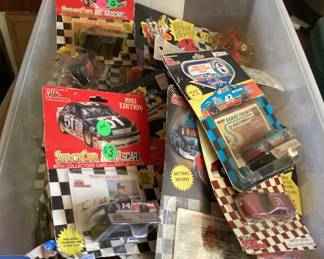 DIE CAST NASCAR TOYS