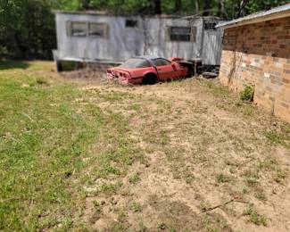 CHEVROLET CORVETTE PARTS CAR, TRAILER DISREPAIR SCRAP