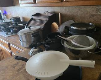 Pots and pans & misc kitchen ware