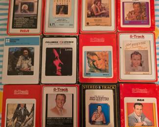 Dolly Parton, Loretta Lynn, Crystal Gayle, Jim Reeves