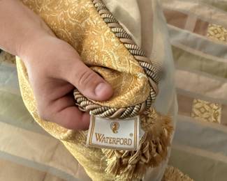 Waterford bedding