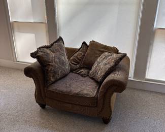 Arm Chair / Sofa Ottoman also available