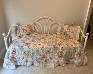 Metal Day Bed, Floral quilt