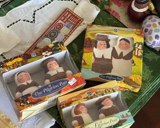 Vintage Publix Pilgrim Pair