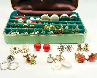 Vintage Clip On & Screw Back Earring Lot With Vintage Case