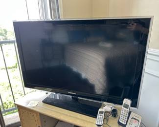 Samsung 55" LCD TV