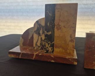Vintage French Art Deco mantel clock