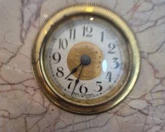 Vintage French Art Deco mantel clock