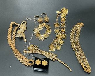 Gold Tone Jewelry Collection with Necklaces, Bracelets and Rhinestone Pieces