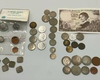 World Coins with Spain 100 Pesetas Note and Assorted Vintage Pieces