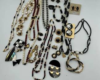 Black and Pearl Jewelry with Beaded Necklaces, Earrings and Bracelets