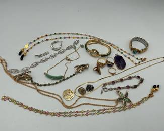 Colorful Stone Jewelry with Bracelets, Rings, Watch and Pendants