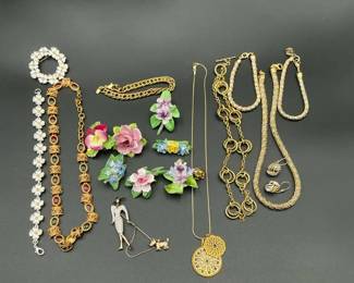 AK, Ralph Lauren Jewelry Necklaces Floral Pins Gold Tone Chains Vintage Style