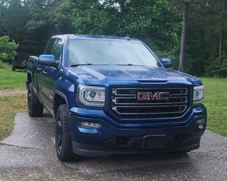 2016 GMC Sierra 1500 4 door truck - low mileage