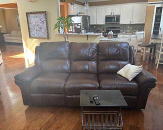 Leather sofa (electrically controlled)