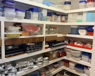 Bakeware, tupperware, storage containers and more