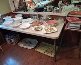 CORNINGWARE & COOKBOOKS