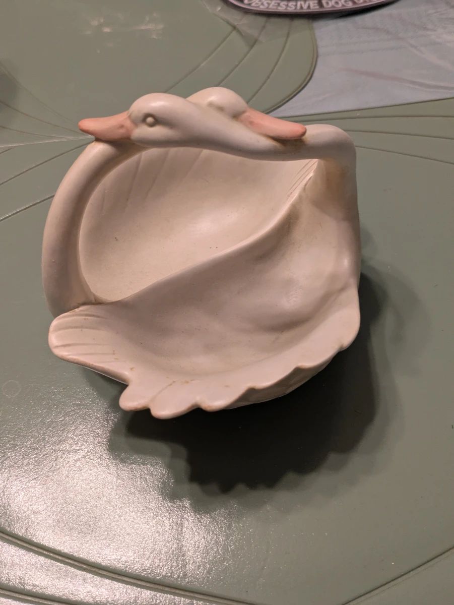 Fitz and Floyd ~ Double Swan candy dish