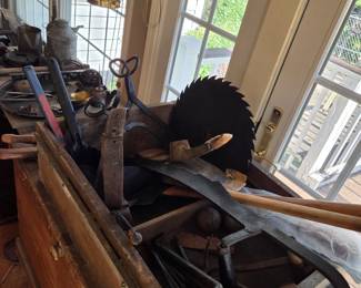 Primitive tools 