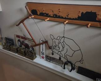 Piggy wind chime