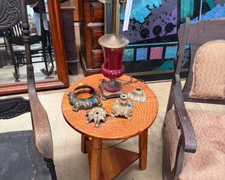 Vintage Cricket table, antique lamp and rusty crusty goodies