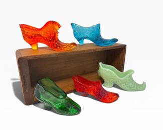 33 DepressionGlassShoeCollectionwAntiqueWoodDisplayDrawer