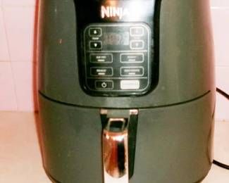 NINJA AIR FRYER