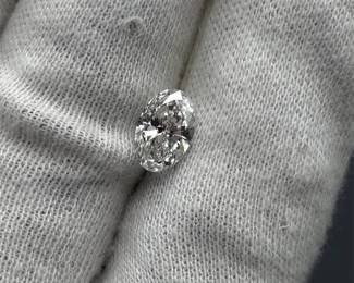 1.50 Carat Oval Brilliant Lab-Grown Diamond w/ IGI Report