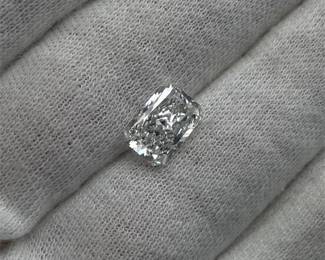 3.01 Carat Radiant Cut Lab-Grown Diamond w/ IGI Report