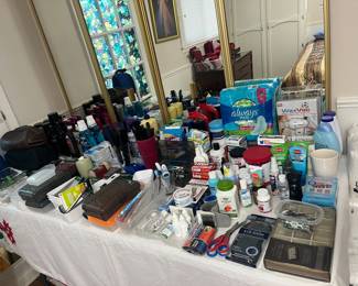 Toiletries/HBA