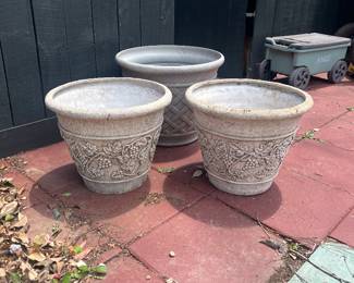 Flower pots