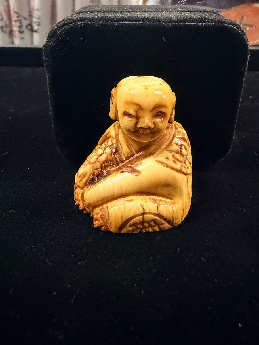 Fossilized Ivory netsuke 