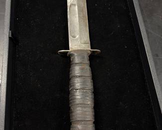 World War II era cut co fighting knife