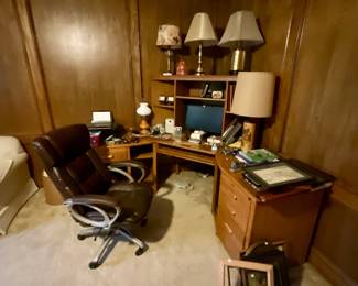Wooden office desk and lamps