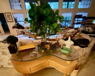 Vintage MCM kidney shaped hall table