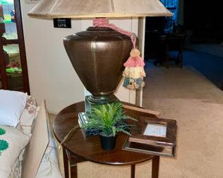 Pair of large metal lamps, vintage side table