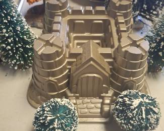 William Sonoma cake mold