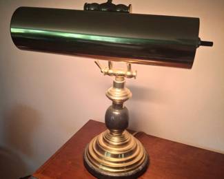 Piano brass light