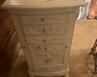 Small jewelry chest