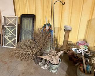 Amarillo tumbleweeds and antique glass