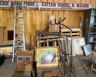 Frames and art options