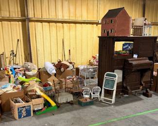 Vintage toys are back here